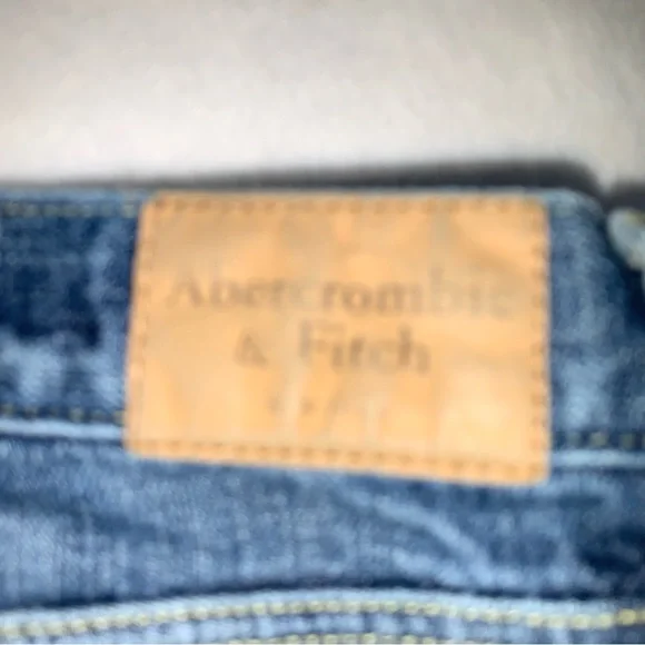 Abercrombie and Fitch Erin Distressed Mid Rise 90’s Jeans Size 6 S (short) blue - Picture 15 of 15